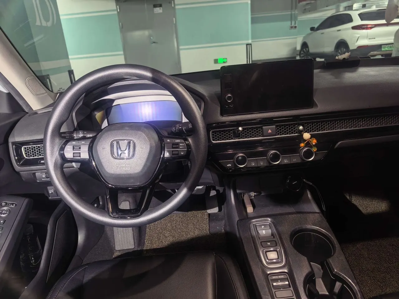 Honda 2023 Civic Hatchback e:HEV 2.0 Stepless Extremely Obsidian Automatic Gear 4