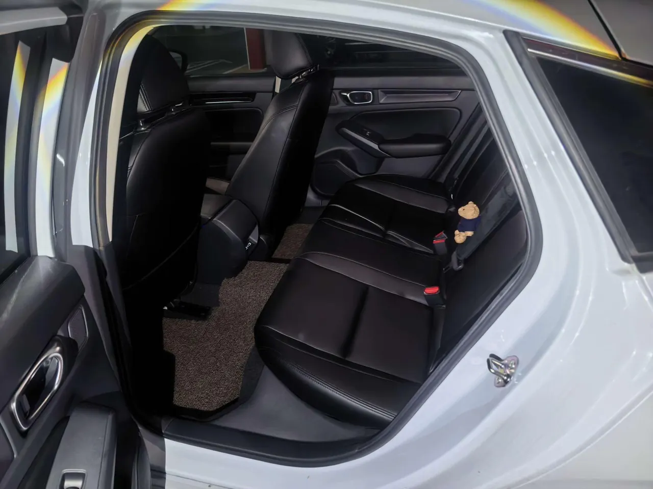 Honda 2023 Civic Hatchback e:HEV 2.0 Stepless Extremely Obsidian Automatic Gear 6