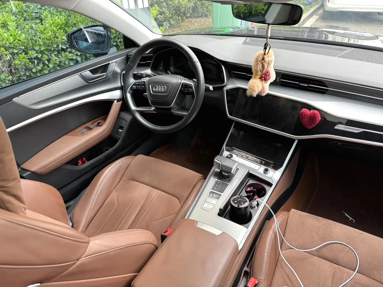 Audi 2024 A7L 2.0TFSI 45TFSI Luxury Automatic 3