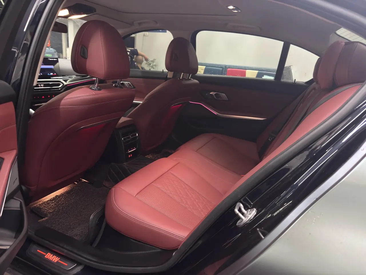BMW 2024 i3 eDrive 40 L obsidian night sports suit automatic gear 6