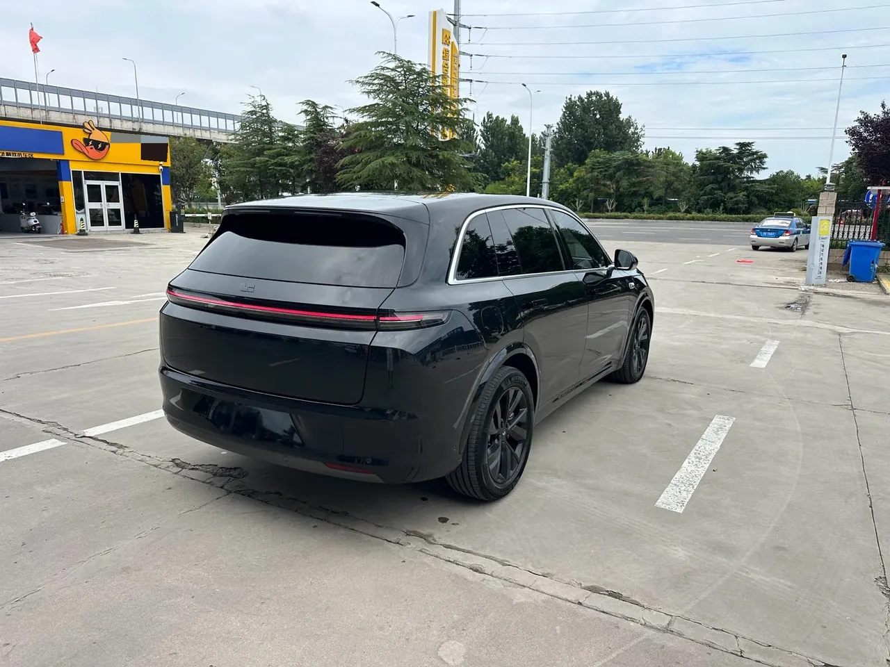 Li 2023 L7 Pro automatic gear 3