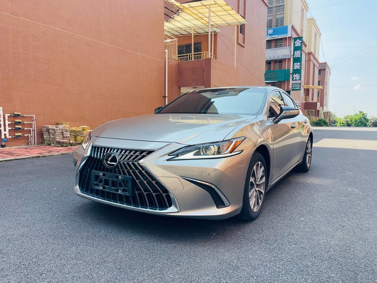 Open image lightbox: Lexus ES (Imported) 2023 ES200 2.0 Stepless Premium Edition Automatic Gear