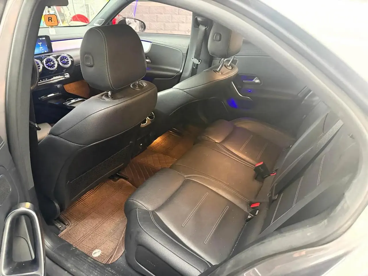 Mercedes Benz Class A AMG 2024 A 35 L AMG 4MATIC 48V 2.0T (modified) automatic gear 3