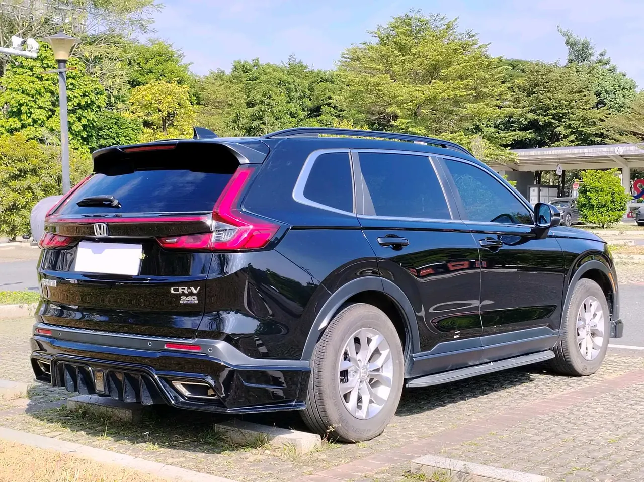 Honda 2023 CR-V 1.5T Stepless 240TURBO Two-Drive Front is still 5-seat Automatic Gear 2