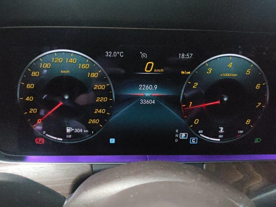 Mercedes Benz E Class 2023 E 300 L 2.0T Luxury Automatic Gear 5