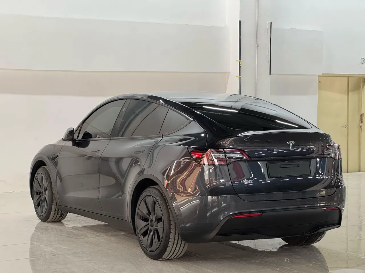 Tesla 2024 Model Y rear-wheel drive version automatic transmission 9