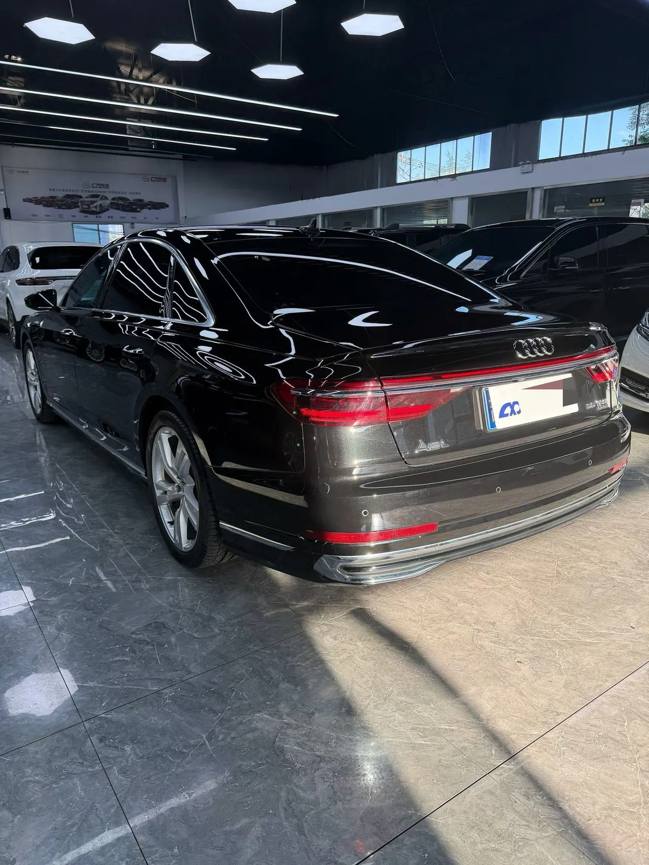 Audi A8L (Imported) 2023 A8L 2.0TFSI 45TFSI Quattro Luxury Automatic Gear 7