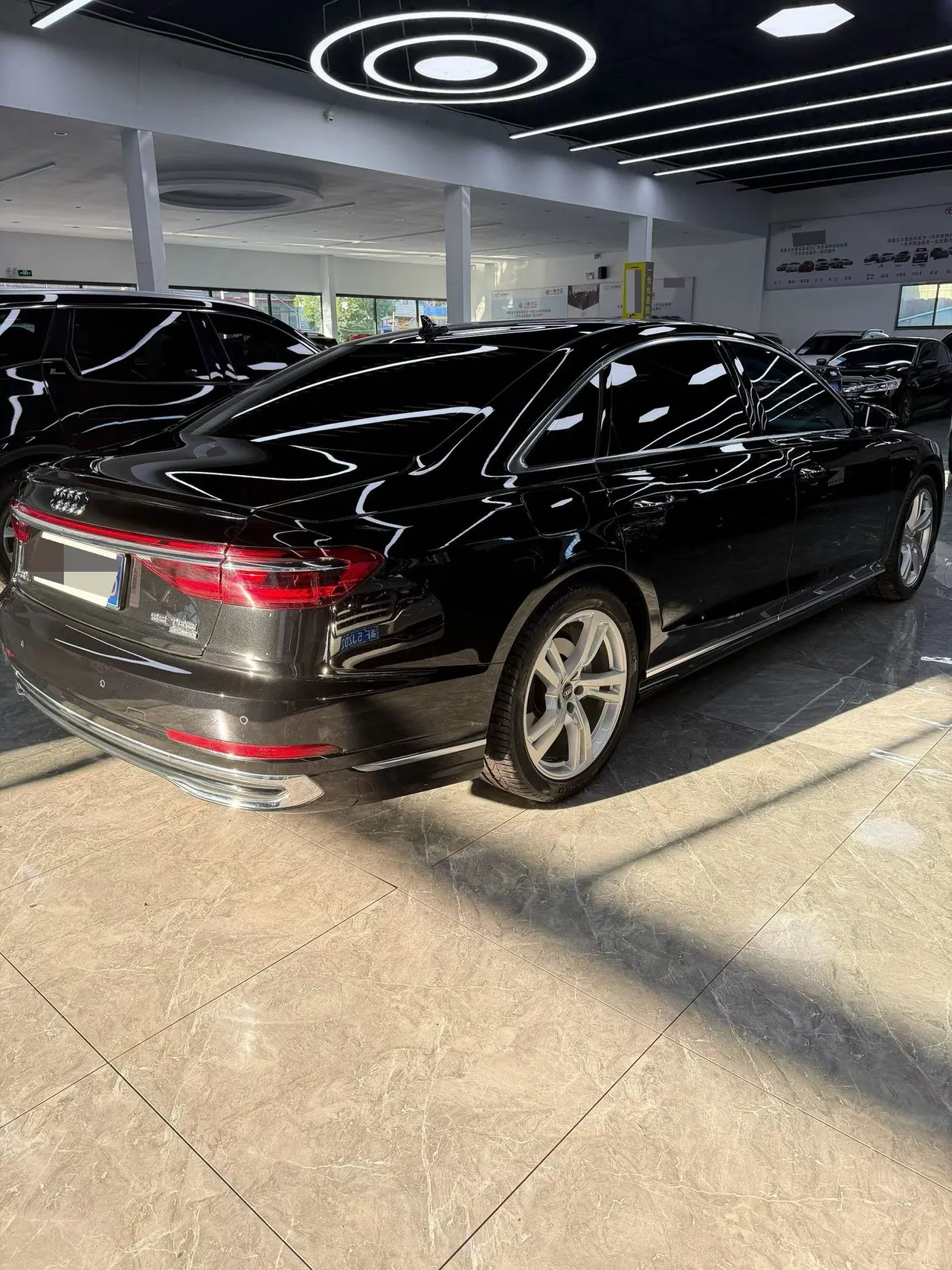 Audi A8L (Imported) 2023 A8L 2.0TFSI 45TFSI Quattro Luxury Automatic Gear 9