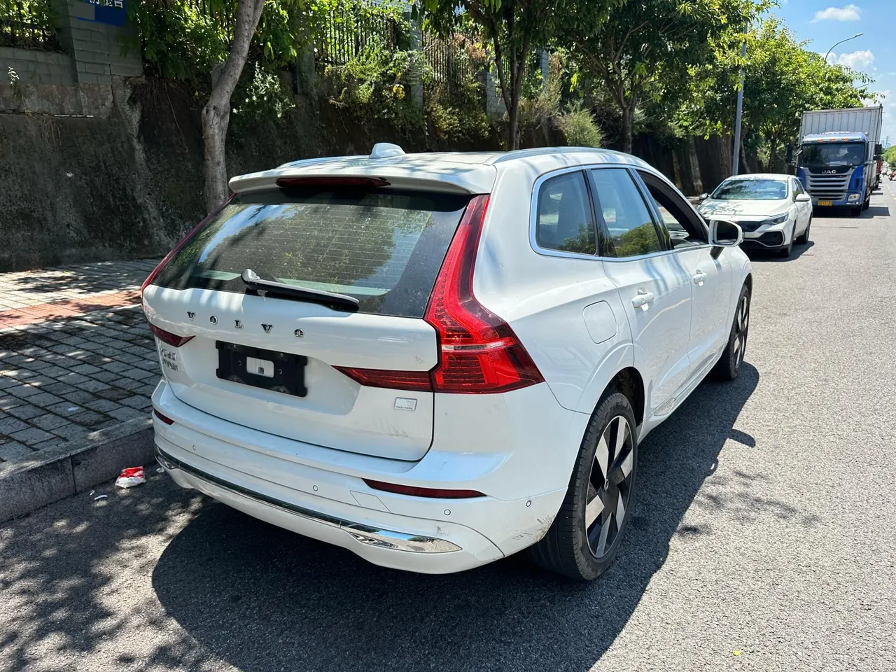 Volvo XC60 New Energy 2024 XC60 PHEV 2.0T T8 Long Endurance Four-wheel Drive Zhiyuan Deluxe Edition Automatic Gear 5