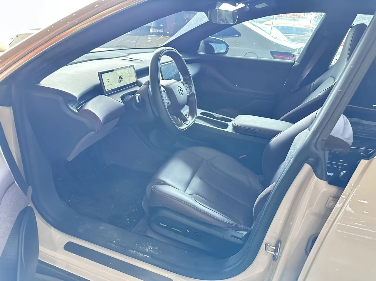 NIO 2024 ET5 75kWh automatic gear 3