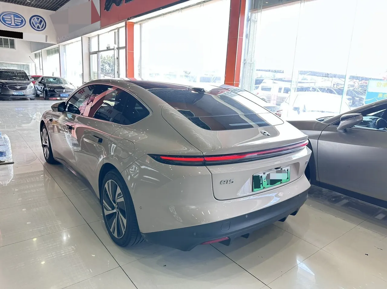 NIO 2024 ET5 75kWh automatic gear 6