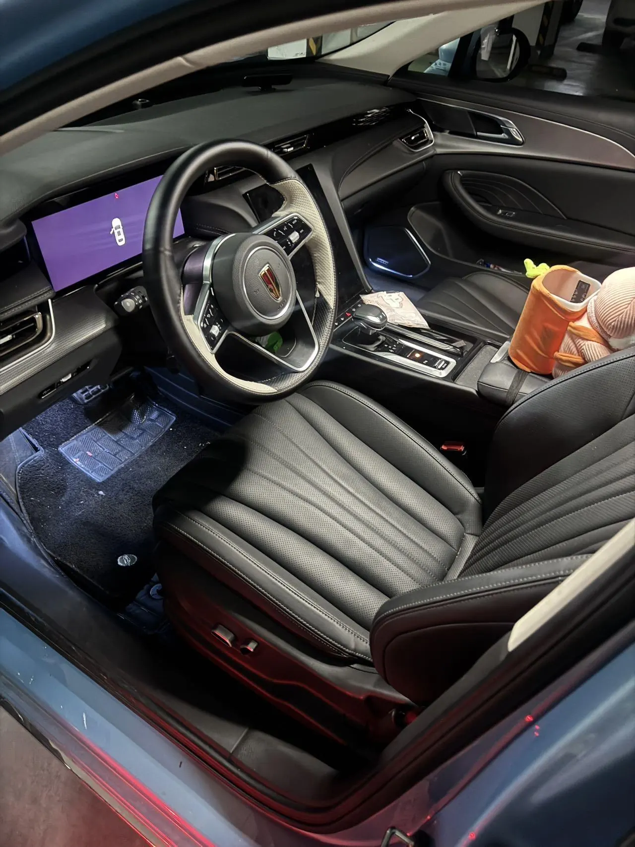 HongQi 2023 H5 2.0T Zhilian Flag Edition Automatic Gear 4