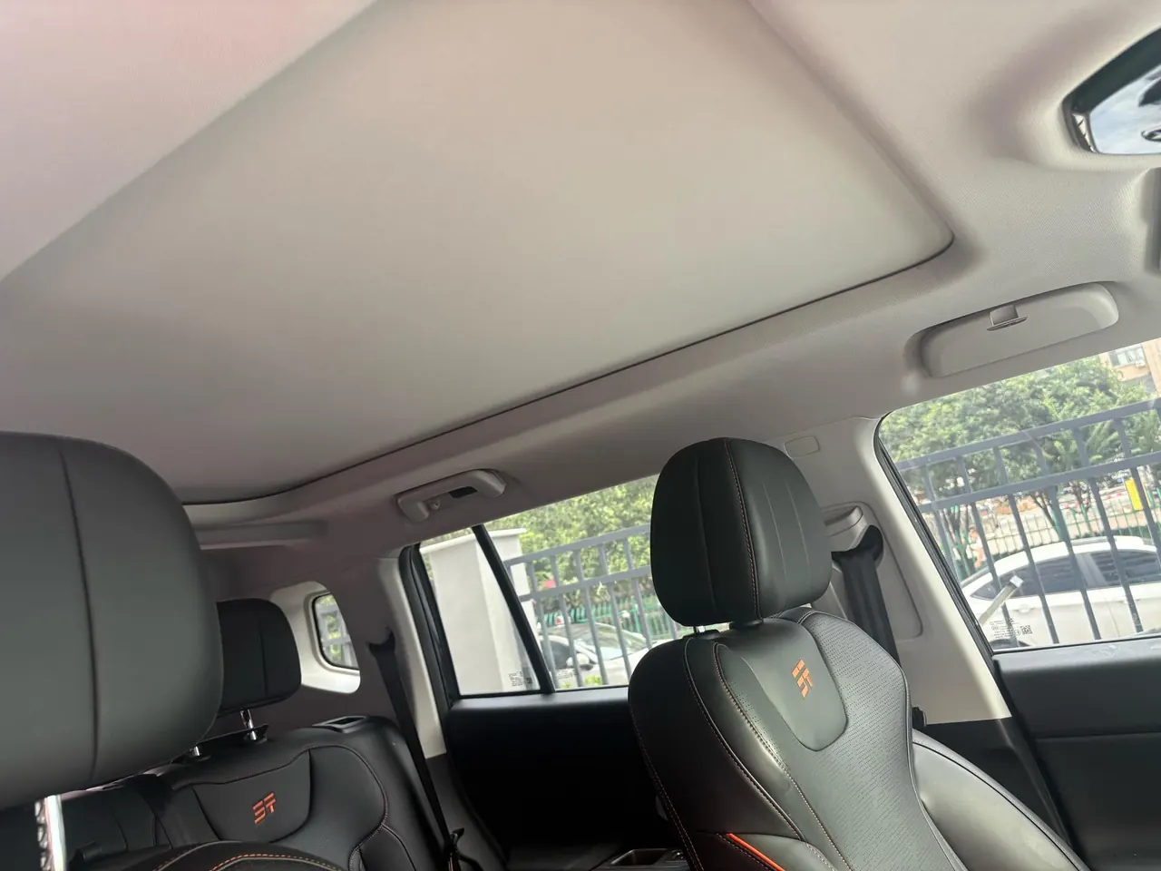 Jetour 2026 Freeman 1.5TD Steed Edition Explore Automatic Gear 4