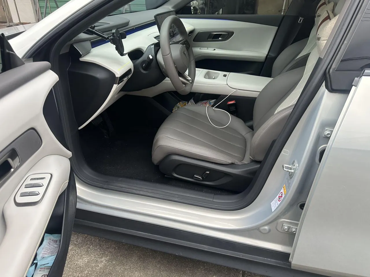 ChangAn Deepal 2026 L 06 670Ultra Laser Edition Automatic Gear 5