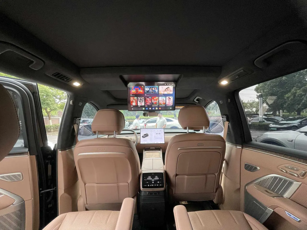 ONVO 2026 L90 Ultra six-seat automatic gear 6