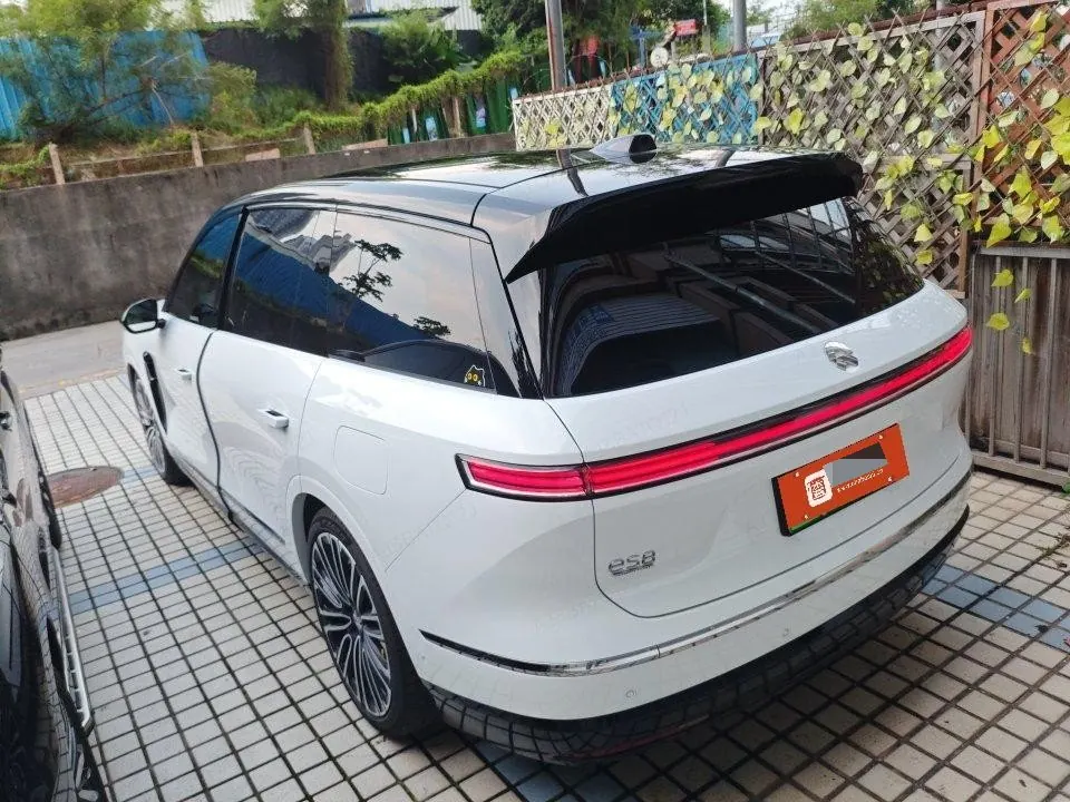 NIO 2026 ES8 6‑Seater Executive Signature Edition Automatic Transmission 3