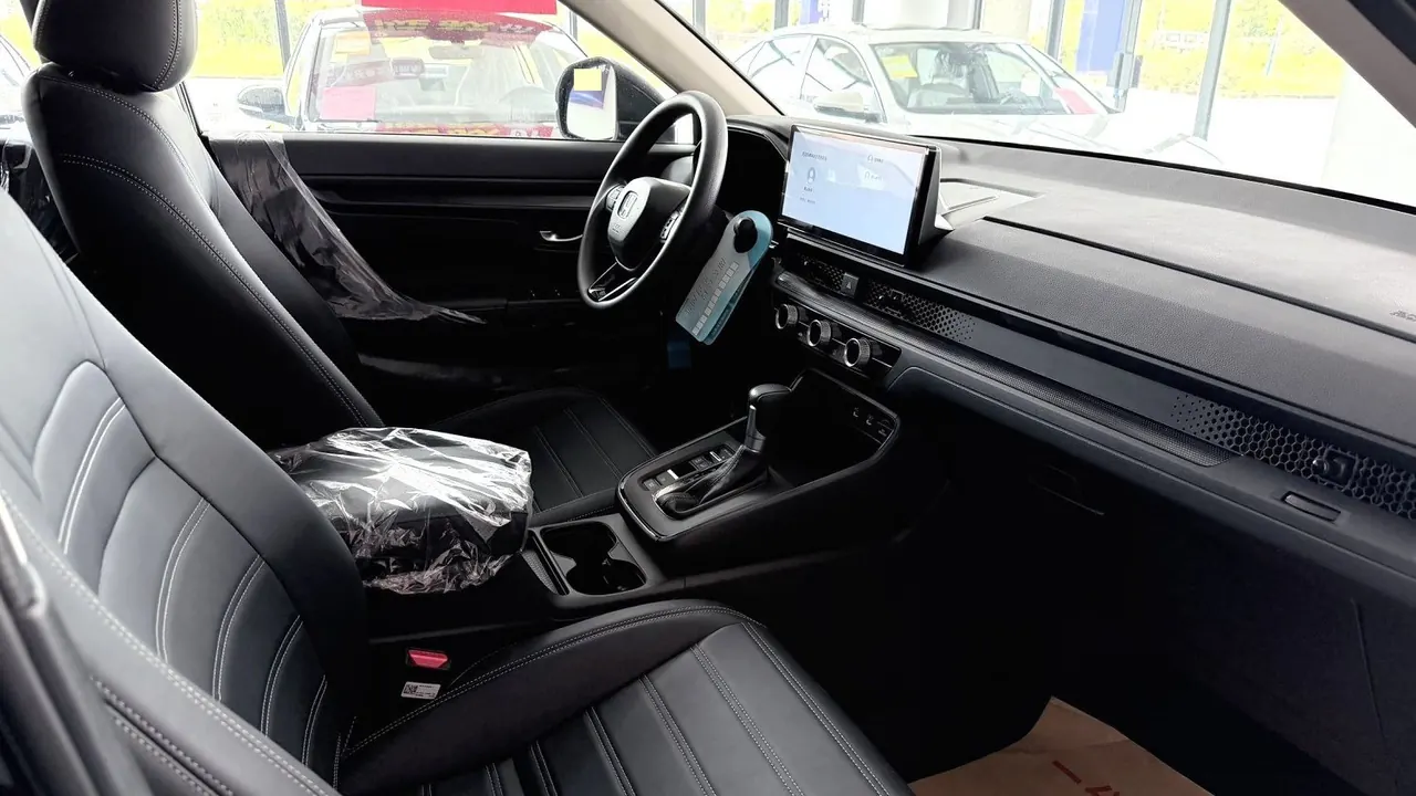 Honda 2026 CR-V 1.5T CVT 240TURBO Global 30-Year Legacy Edition Two-Wheel-Drive Active Model Automatic Transmission 4
