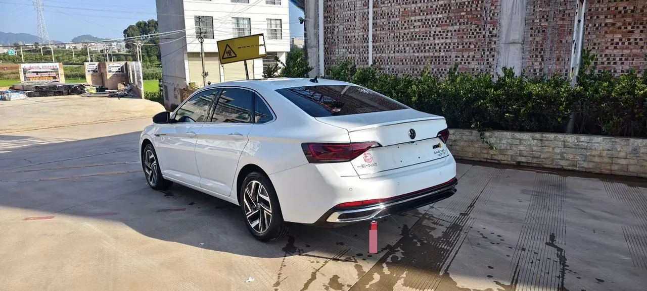 Volkswagen 2023 Sagittarius 1.5TSI 300TSI Flying Edition Automatic Gear 5