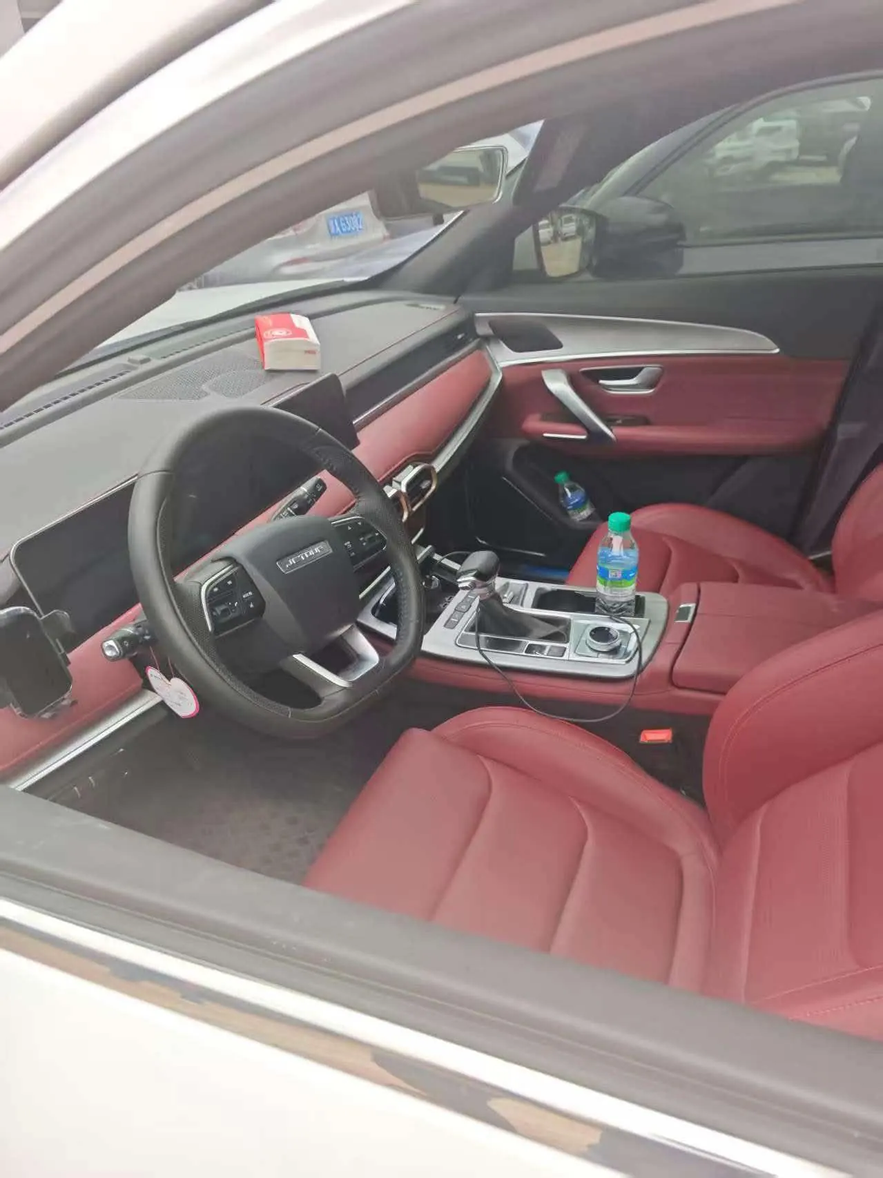 Jetour 2026 X70 PLUS 1.5T Luxury 5-seat Automatic Gear 2
