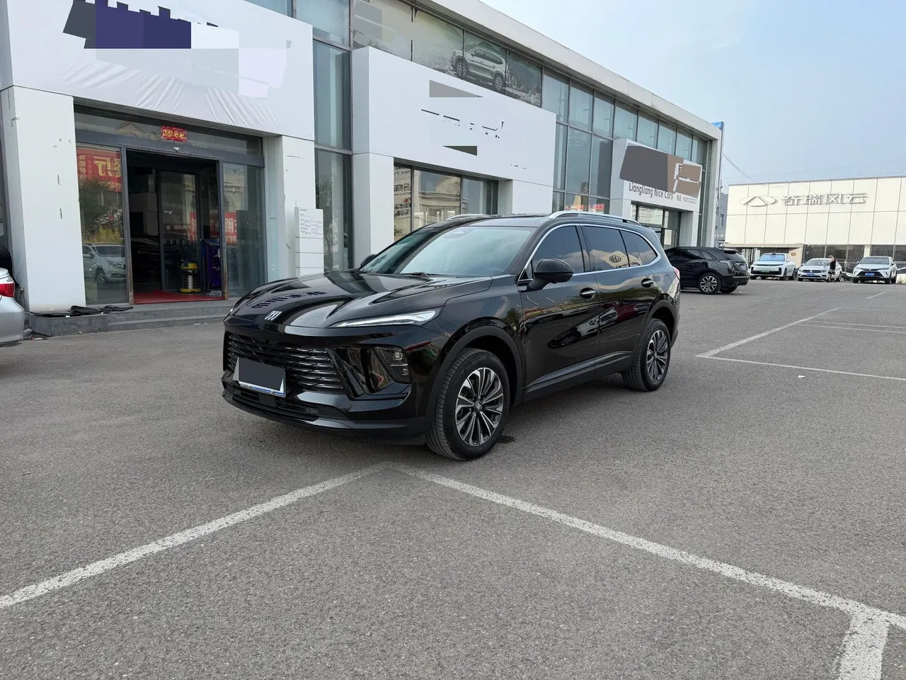 打开图片灯箱:Buick 2026 Angkewei Plus 2.0T 28T Two-Drive Platinum Edition Automatic Gear