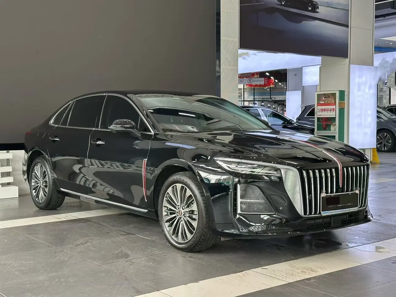 HongQi 2026 H5 2.0T Flag Chang Pro Edition Automatic Gear 7