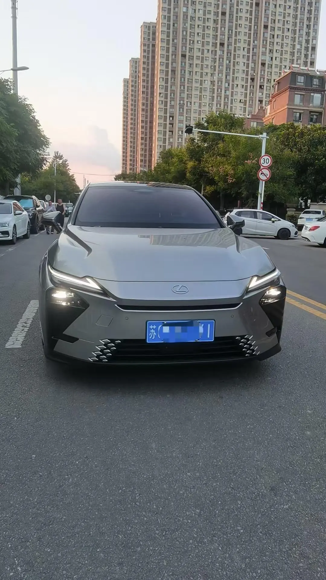 Lexus ES (Imported) 2026 ES300h 2.0 Stepless Automatic Gear 2