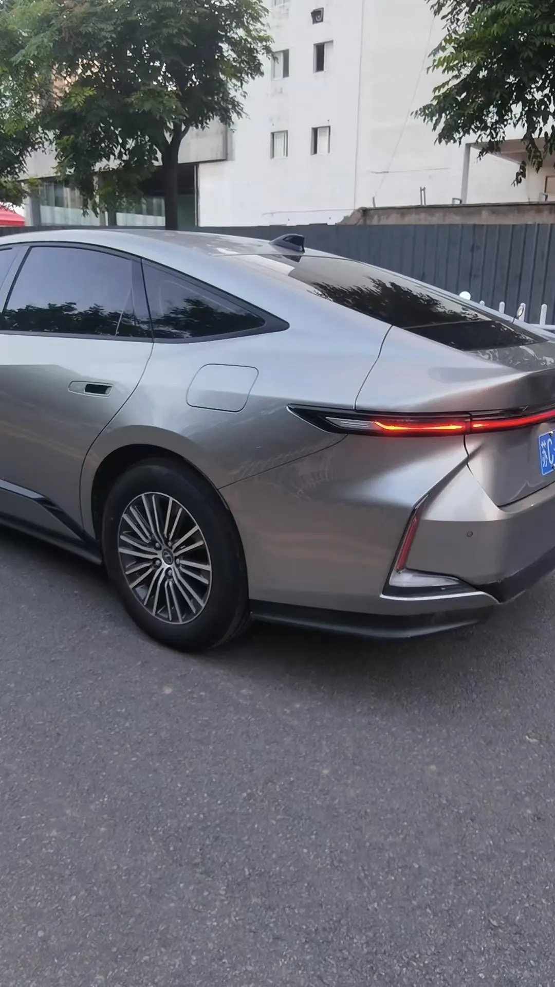 Lexus ES (Imported) 2026 ES300h 2.0 Stepless Automatic Gear 5