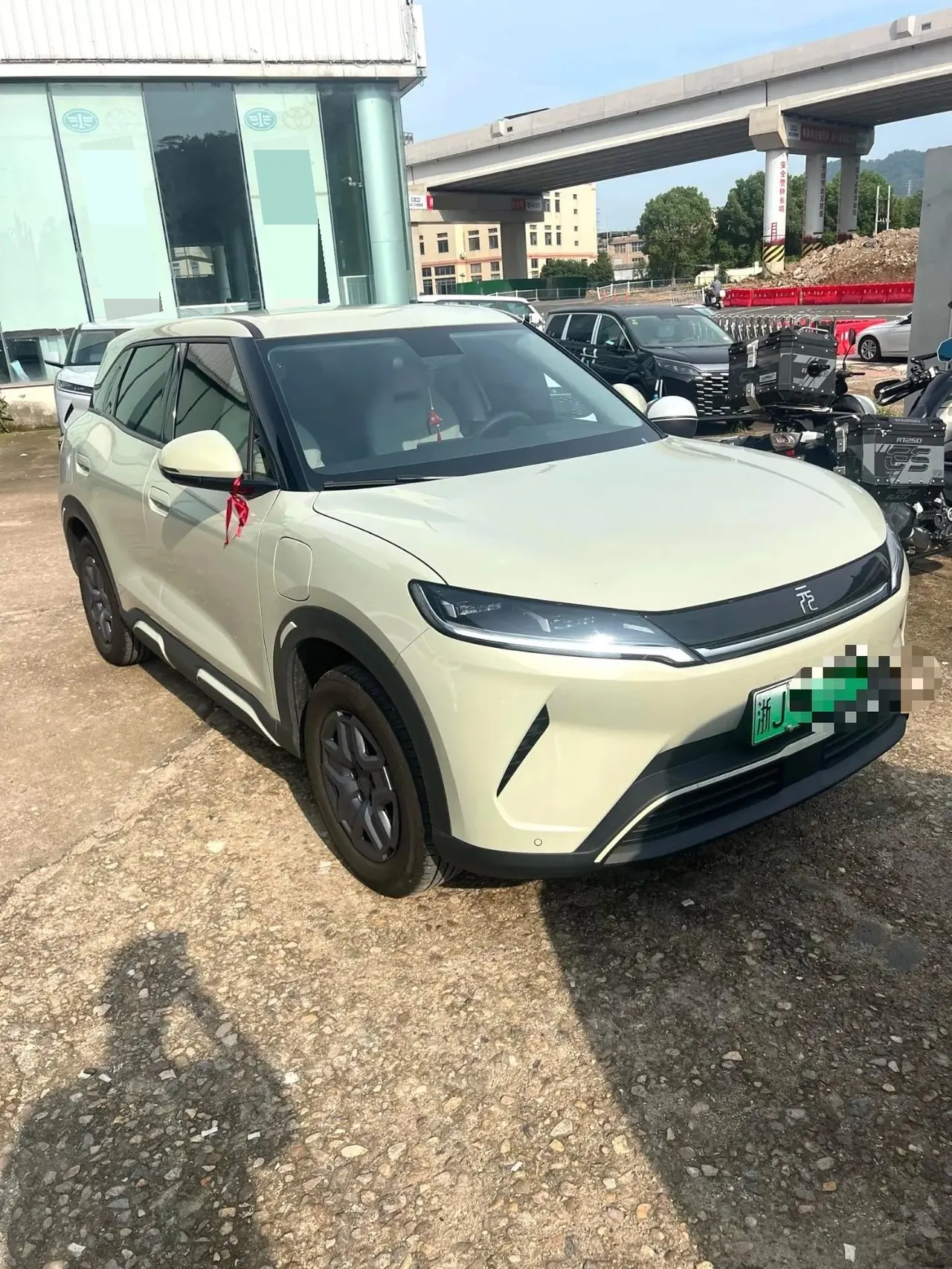 BYD 2025 Yuan UP 301KM Pilot Automatic Gear 2