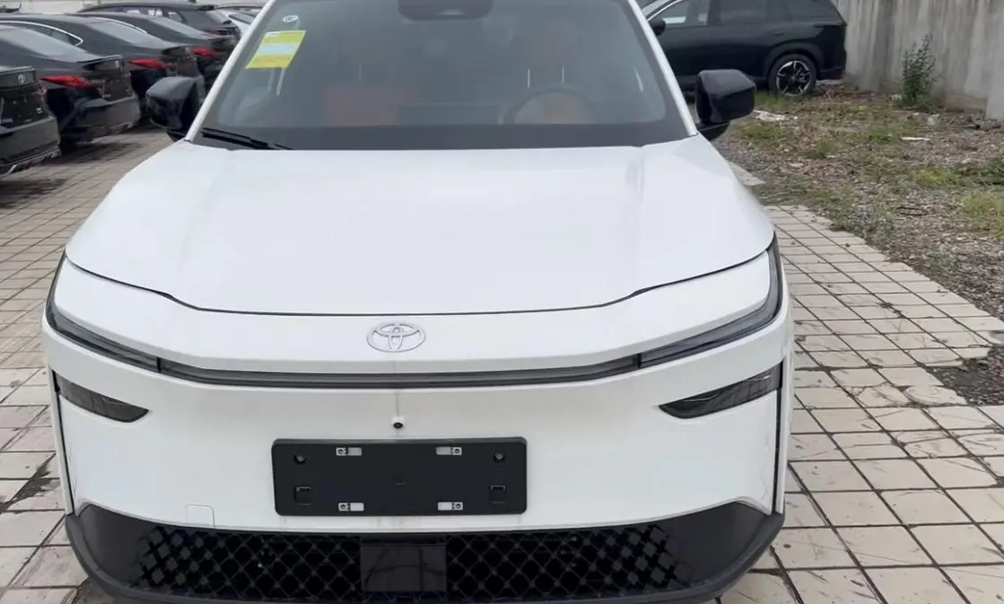 Toyota 2026 BZ3X 520 Pro Automatic 2