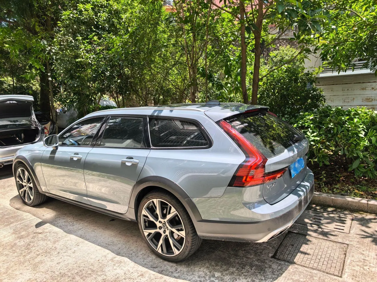 Volvo V90 (Imported) 2022 V90 Cross Country 48V 2.0T B5 AWD Zhiyuan Edition Automatic Gear 4