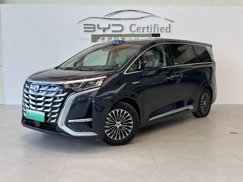 打开图片灯箱:Denza 2025 Denza D9 DM-i 1.5T Stepless Smart Driving Edition 1020 Four-wheel Drive Honorable Automatic Gear
