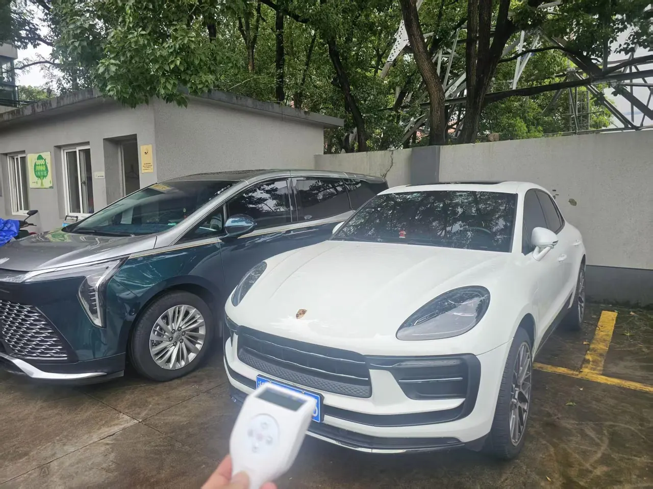 Porsche Macan (Imported) 2024 Macan 2.0T Automatic Gear 2