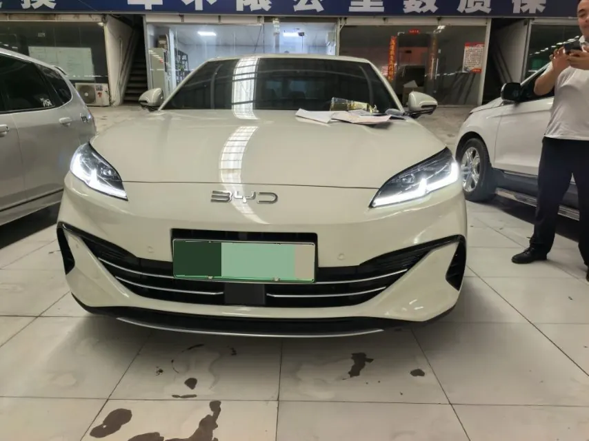 BYD 2025 seals 06 DM-i 1.5 stepless smart driving version 120KM honorable automatic gear 2