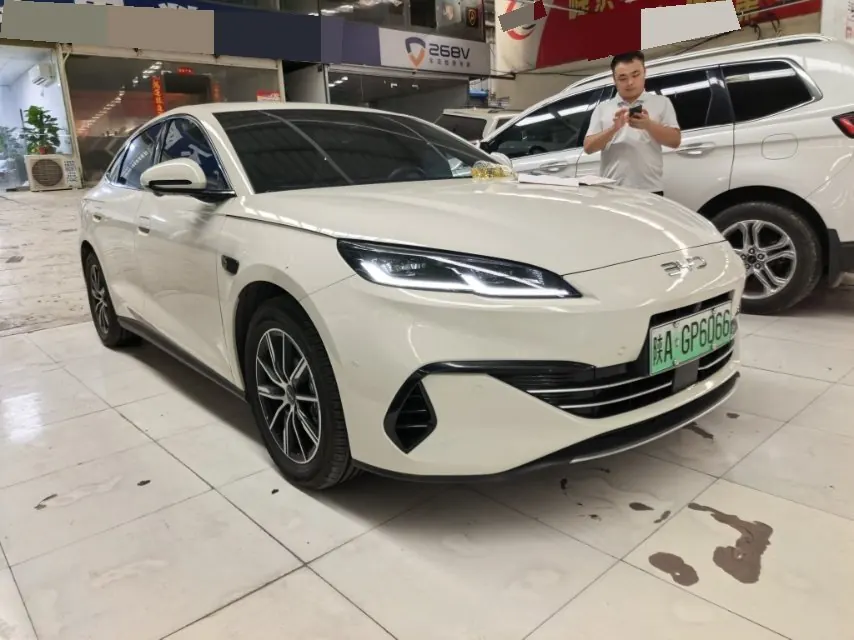BYD 2025 seals 06 DM-i 1.5 stepless smart driving version 120KM honorable automatic gear 6