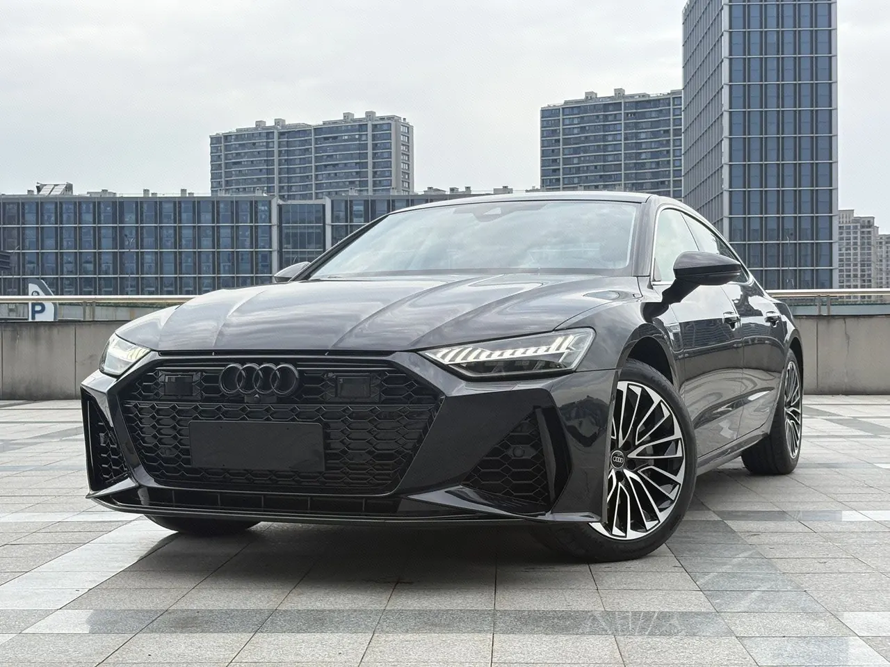 Open image lightbox: Audi 2024 A7L 2.0TFSI 45TFSI Luxury Automatic