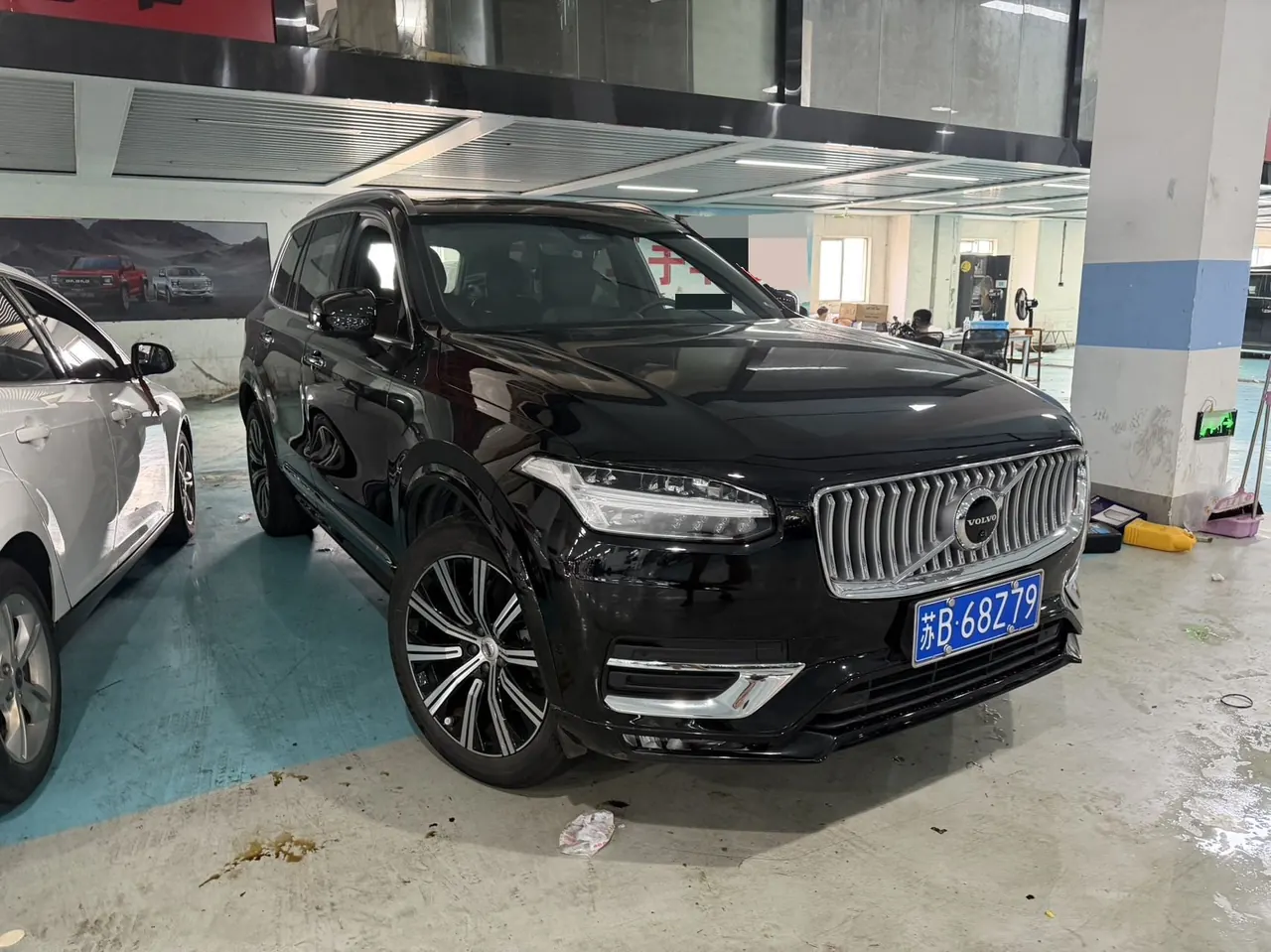 Volvo XC90 (Imported) 2023 XC90 48V 2.0T B6 Zhiya Deluxe Edition 7-seat Automatic Gear 3