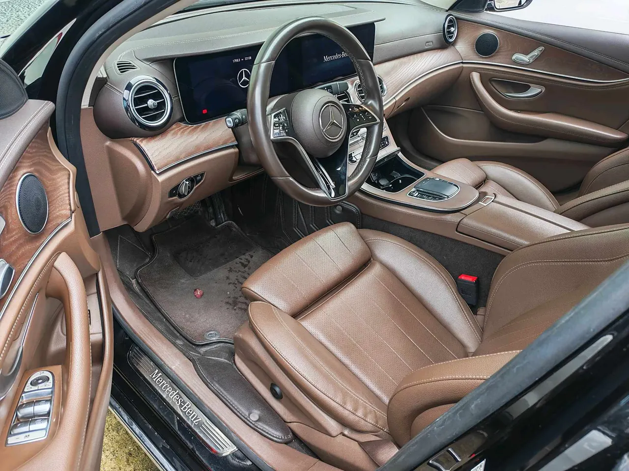 Mercedes Benz E-Class 2023 E 260 L 2.0T (Modified) Automatic Gear 3