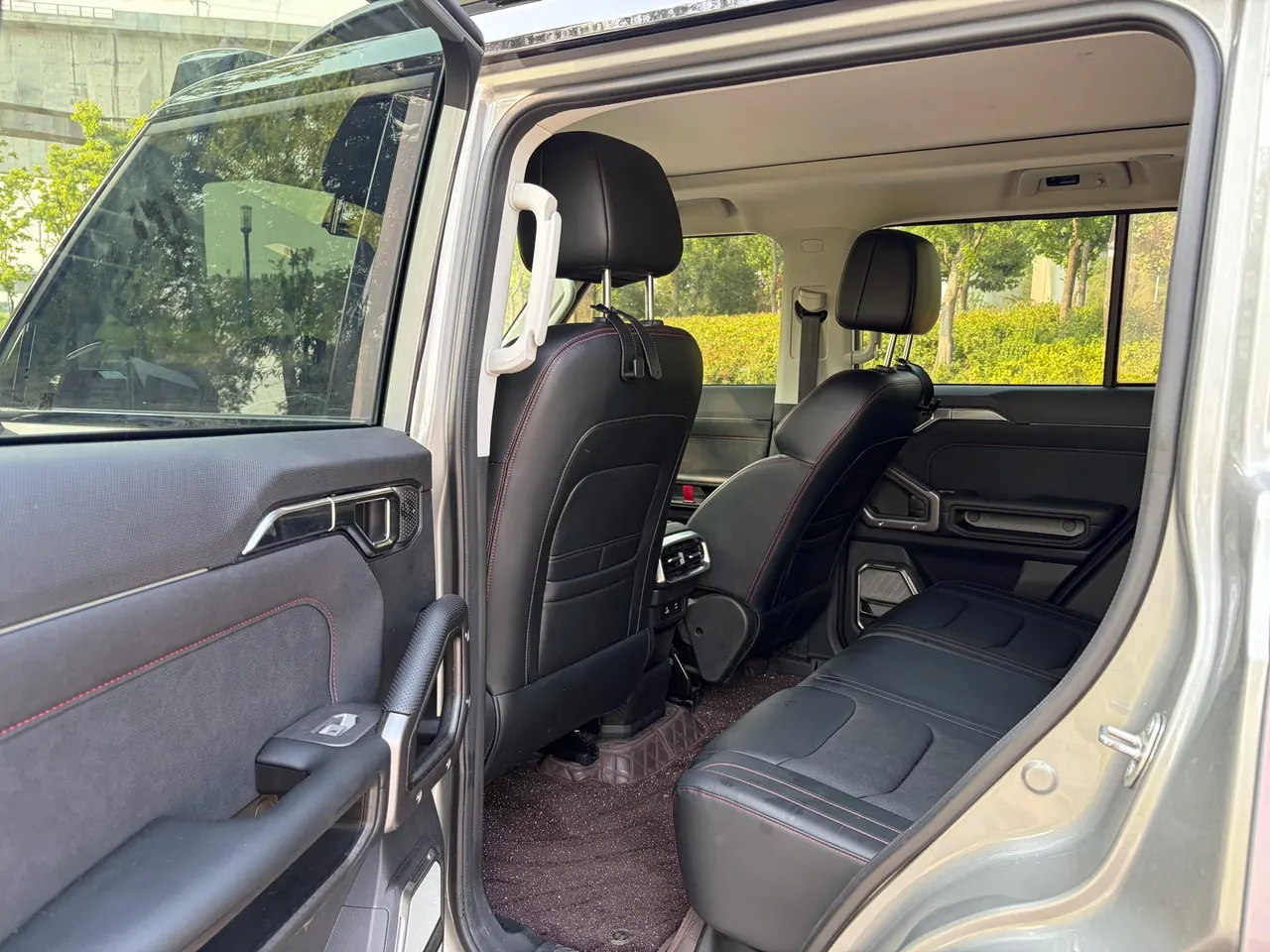 Jetour 2025 Traveler 2.0TD XWD Conquest Lengthen 7-seat Automatic 4