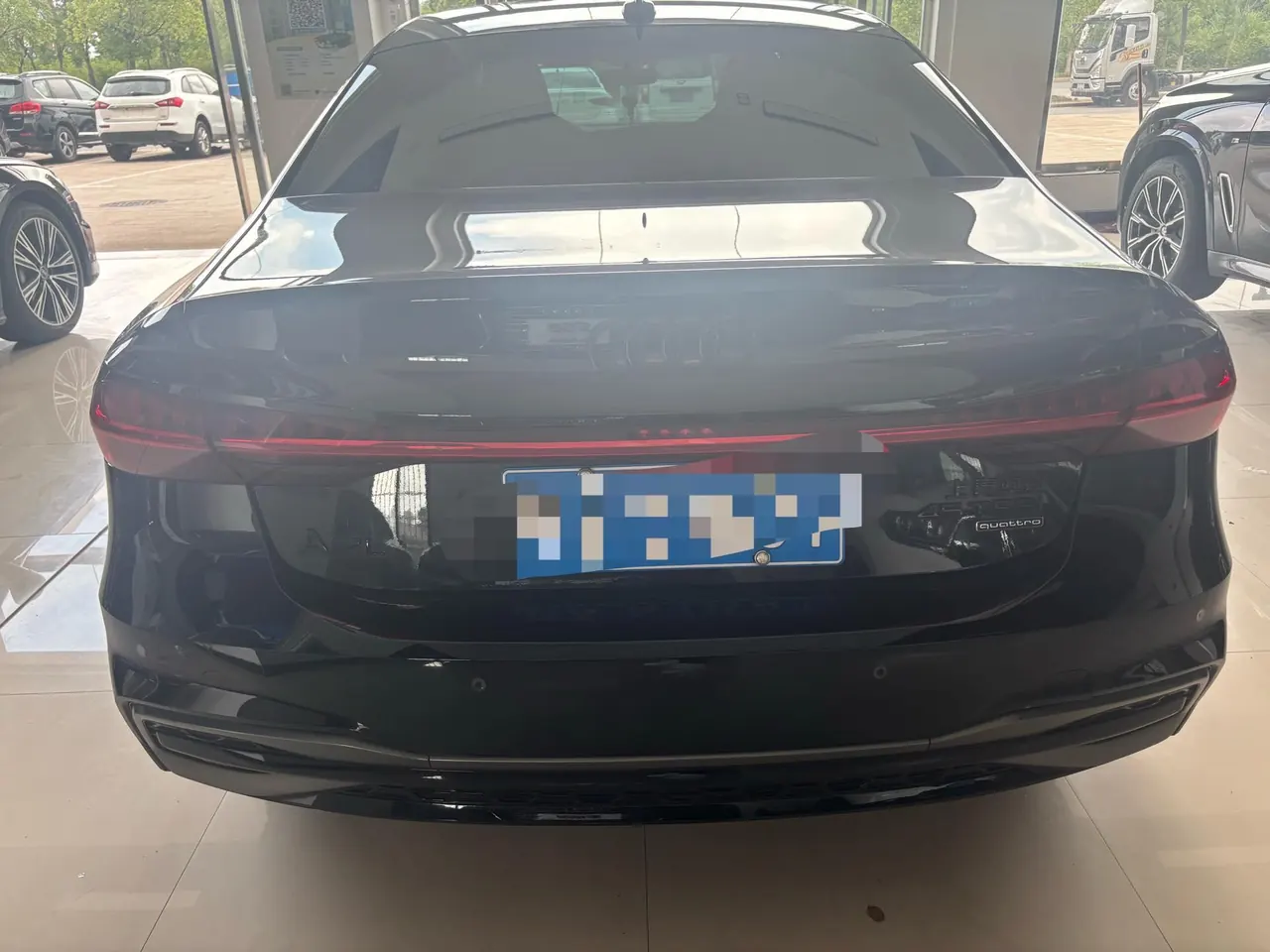 Audi 2024 A7L 2.0TFSI 45TFSI Quattro Black Samurai Edition Automatic Gear 4