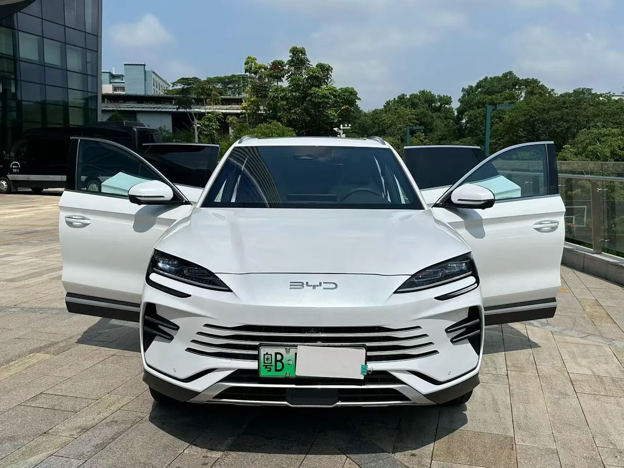 BYD Song PLUS New Energy 2025 Song PLUS DM-i 1.5 Stepless 160KM Flagship Automatic Gear 2