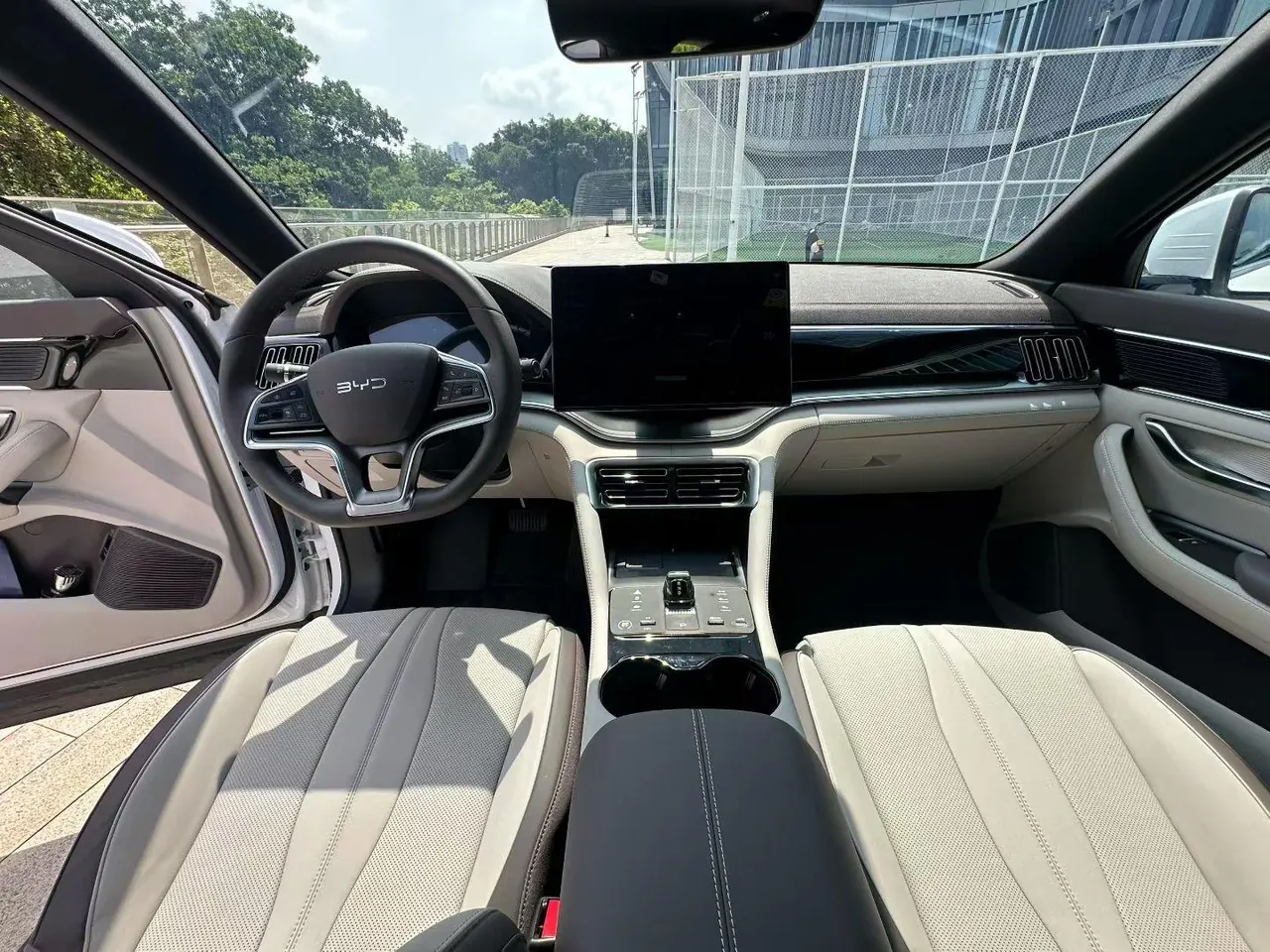 BYD Song PLUS New Energy 2025 Song PLUS DM-i 1.5 Stepless 160KM Flagship Automatic Gear 4