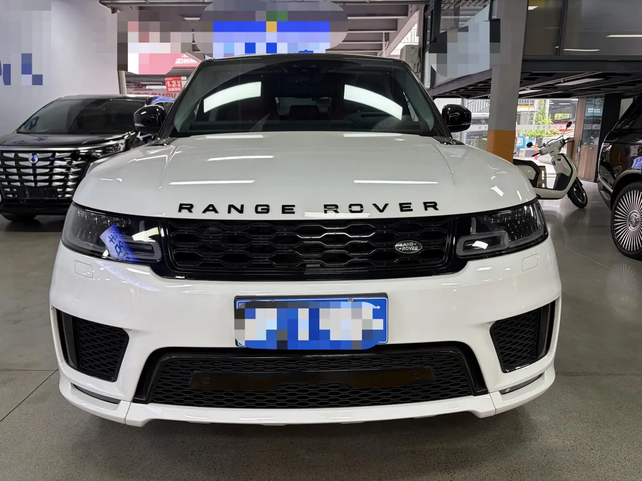 Land Rover Range Rover Sport Edition (Imported) 2022 Range Rover Sport Edition 48V 3.0T L6 Yao Black Edition Automatic Gear 2