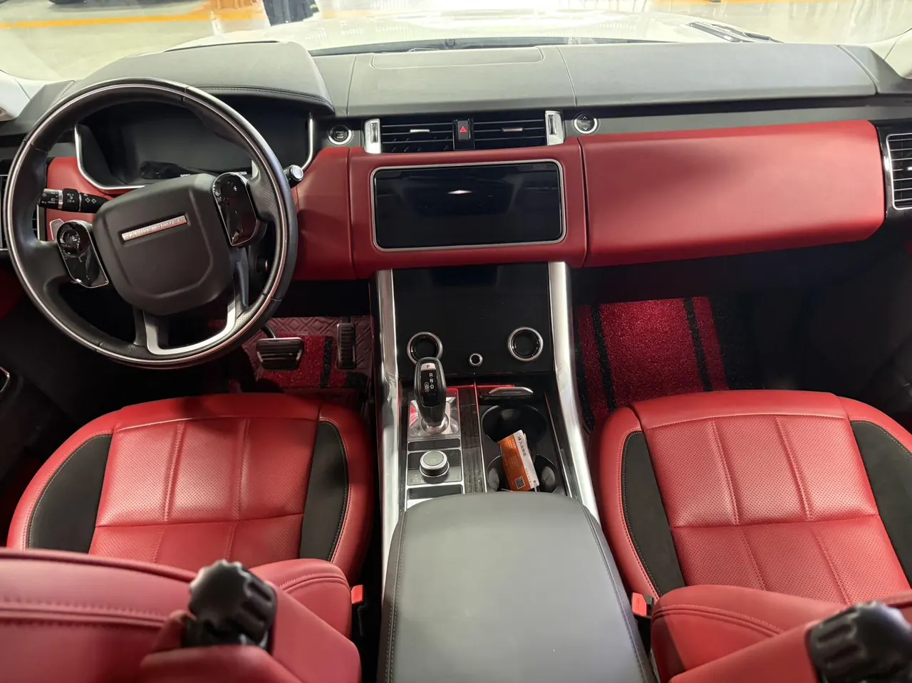 Land Rover Range Rover Sport Edition (Imported) 2022 Range Rover Sport Edition 48V 3.0T L6 Yao Black Edition Automatic Gear 5