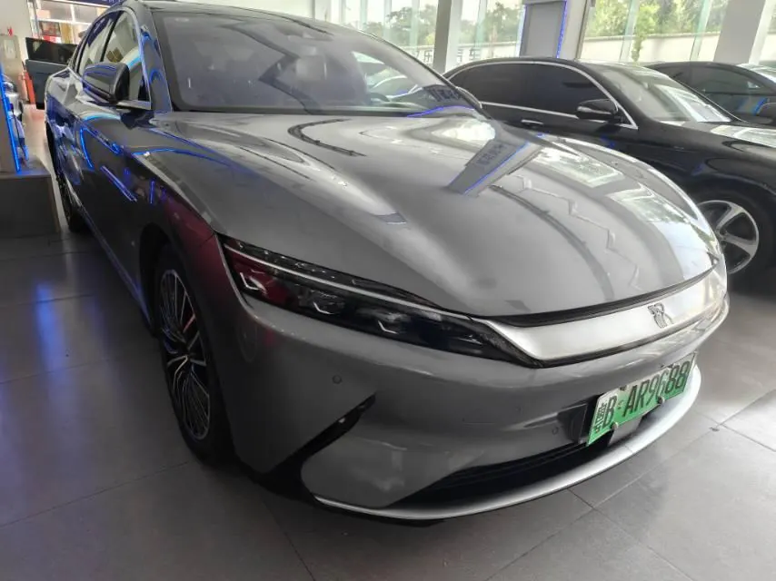 BYD 2020 Han Super Long Endurance Deluxe Automatic Transmission 3