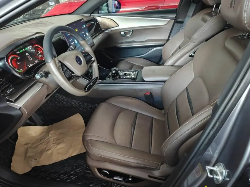 BYD 2020 Han Super Long Endurance Deluxe Automatic Transmission 5