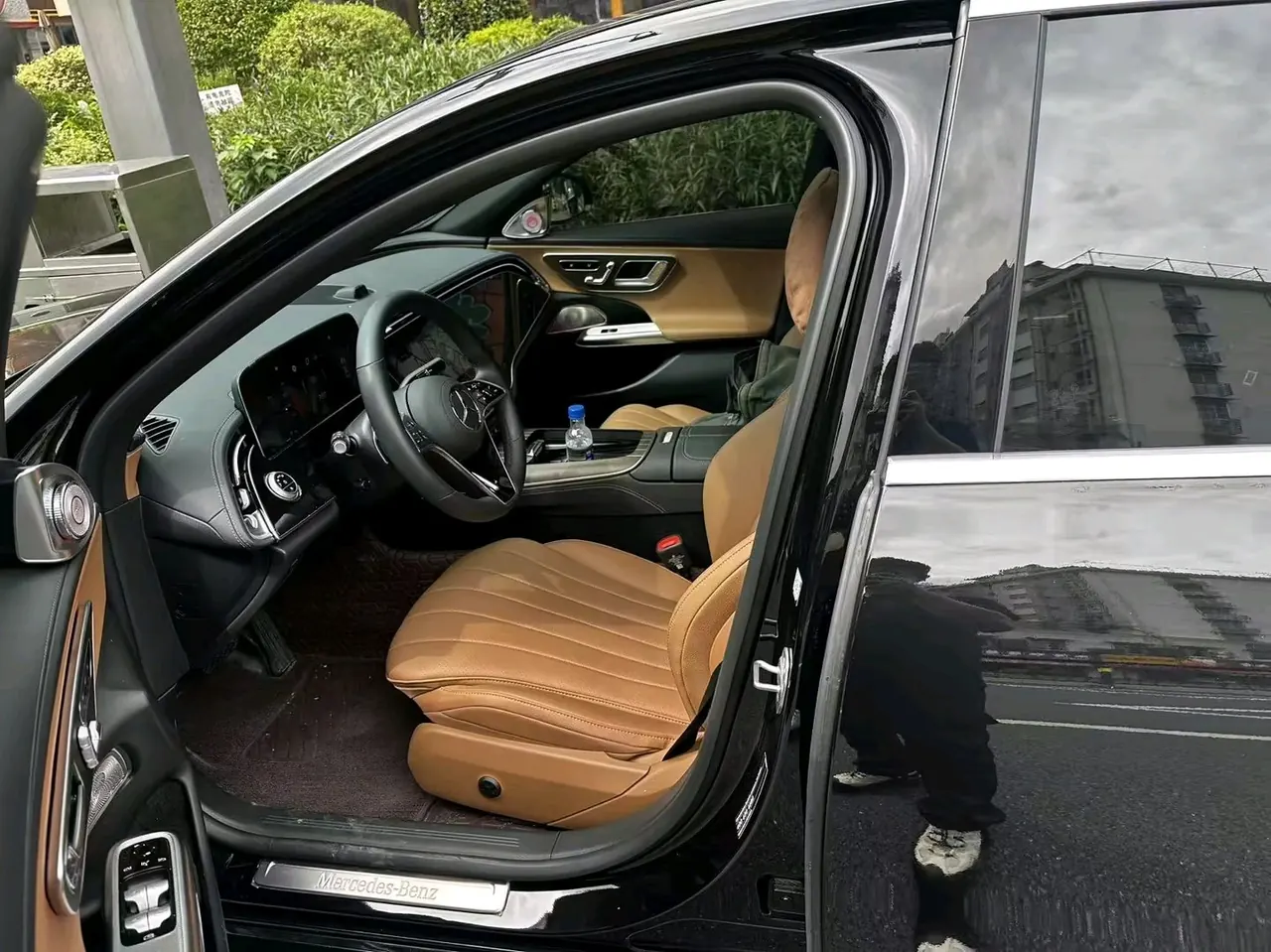 Mercedes Benz E Class 2025 E 300 L 48V 2.0T Luxury Automatic Gear 3
