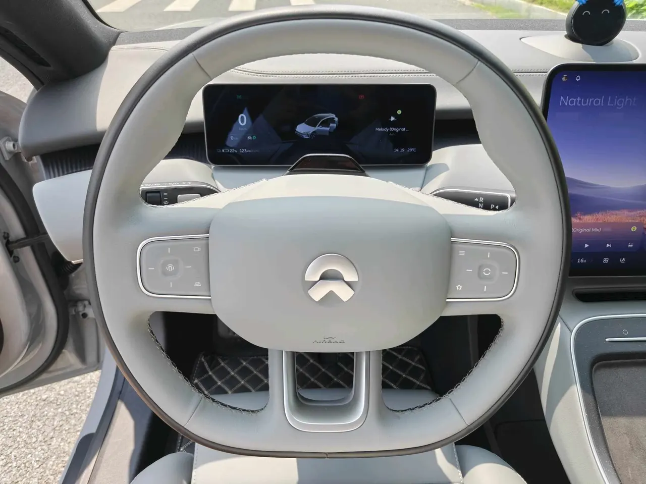 NIO 2025 ET5T 75kWh Touring automatic 6