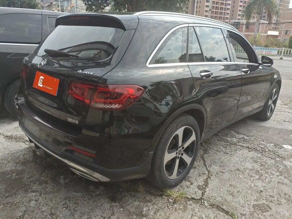 Mercedes Benz 2022 GLC 260 L 4MATIC 2.0T Dynamic (Change 2) Automatic Gear 3