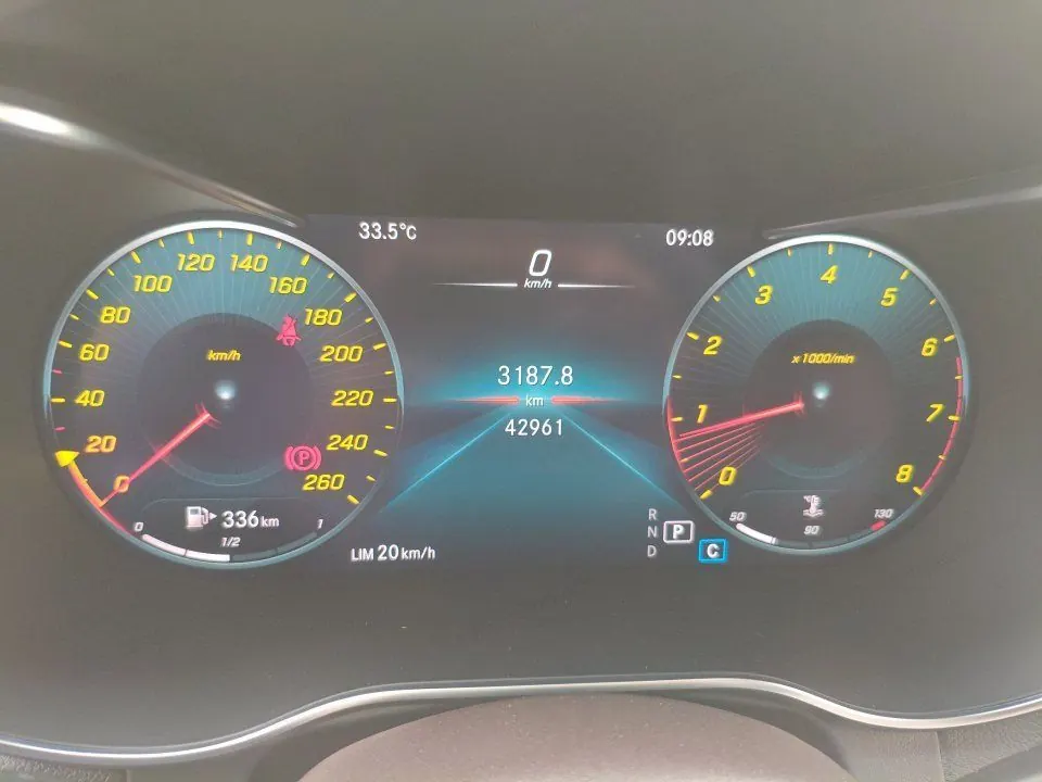 Mercedes Benz 2022 GLC 260 L 4MATIC 2.0T Dynamic (Change 2) Automatic Gear 7