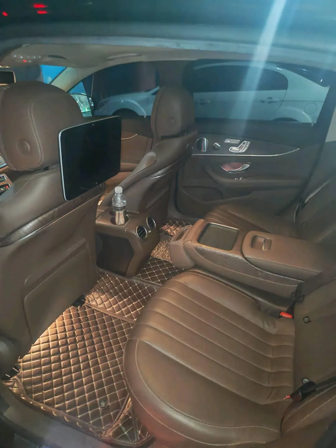 Mercedes Benz E-Class 2020 E 300 L 2.0T Special Edition (Modified) Automatic Gear 4